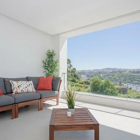 Luxury River View *